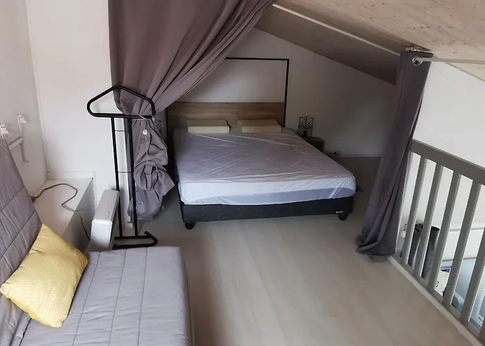 Apartment Charmante Maisonnette Avec Piscine, Proche Et Commerces A Sur - Fr-1-357-303 *