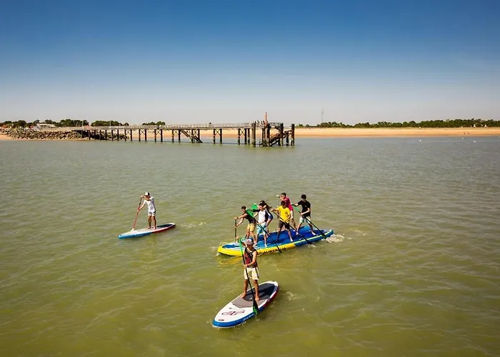 Apartment Charmante Maisonnette Avec Piscine, Proche Et Commerces A Sur - Fr-1-357-303 La Tranche-sur-Mer
